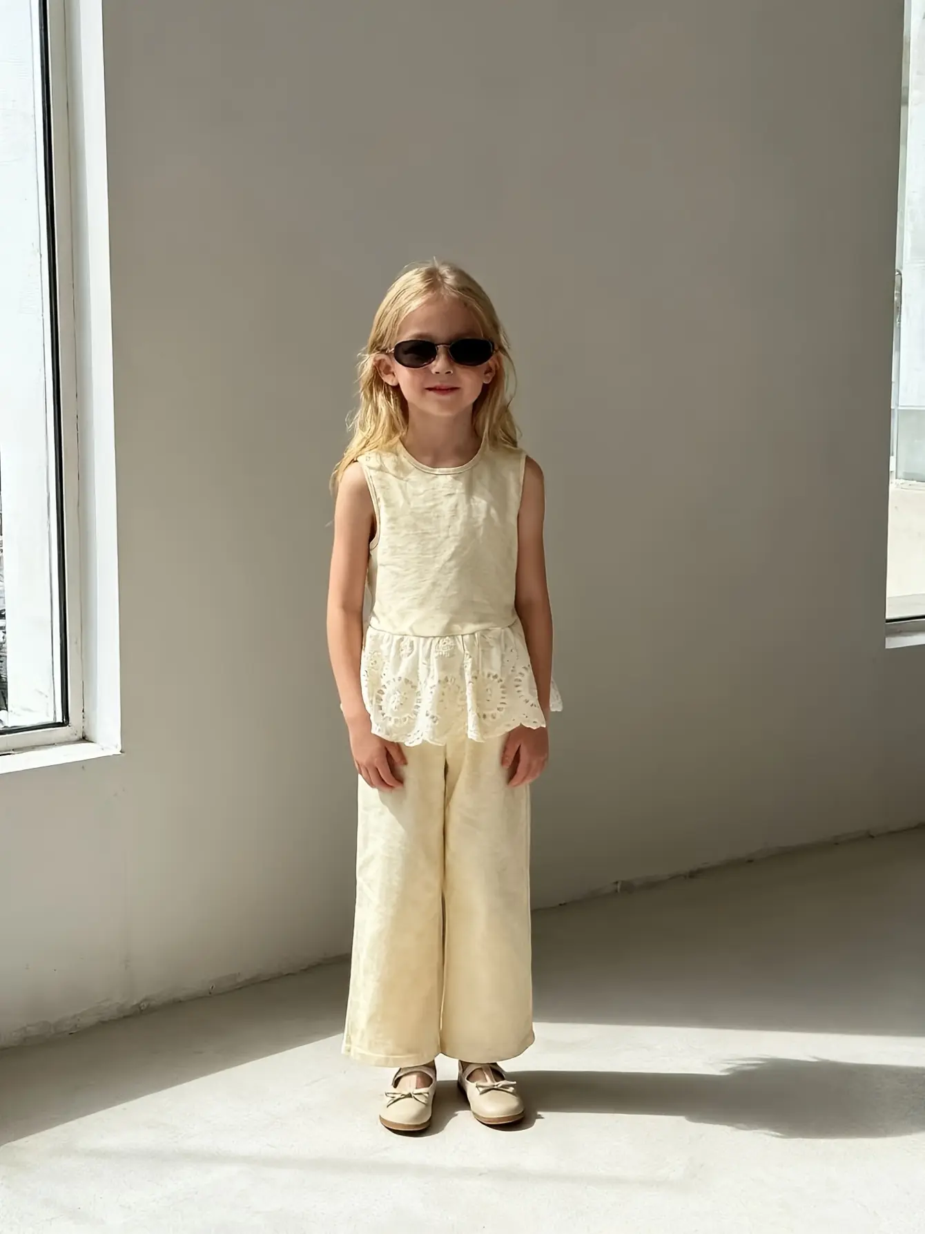 Detail view 7 of Girls Sleeveless Lace Tank Top and Wide Leg Pants Set by LUNORIANA