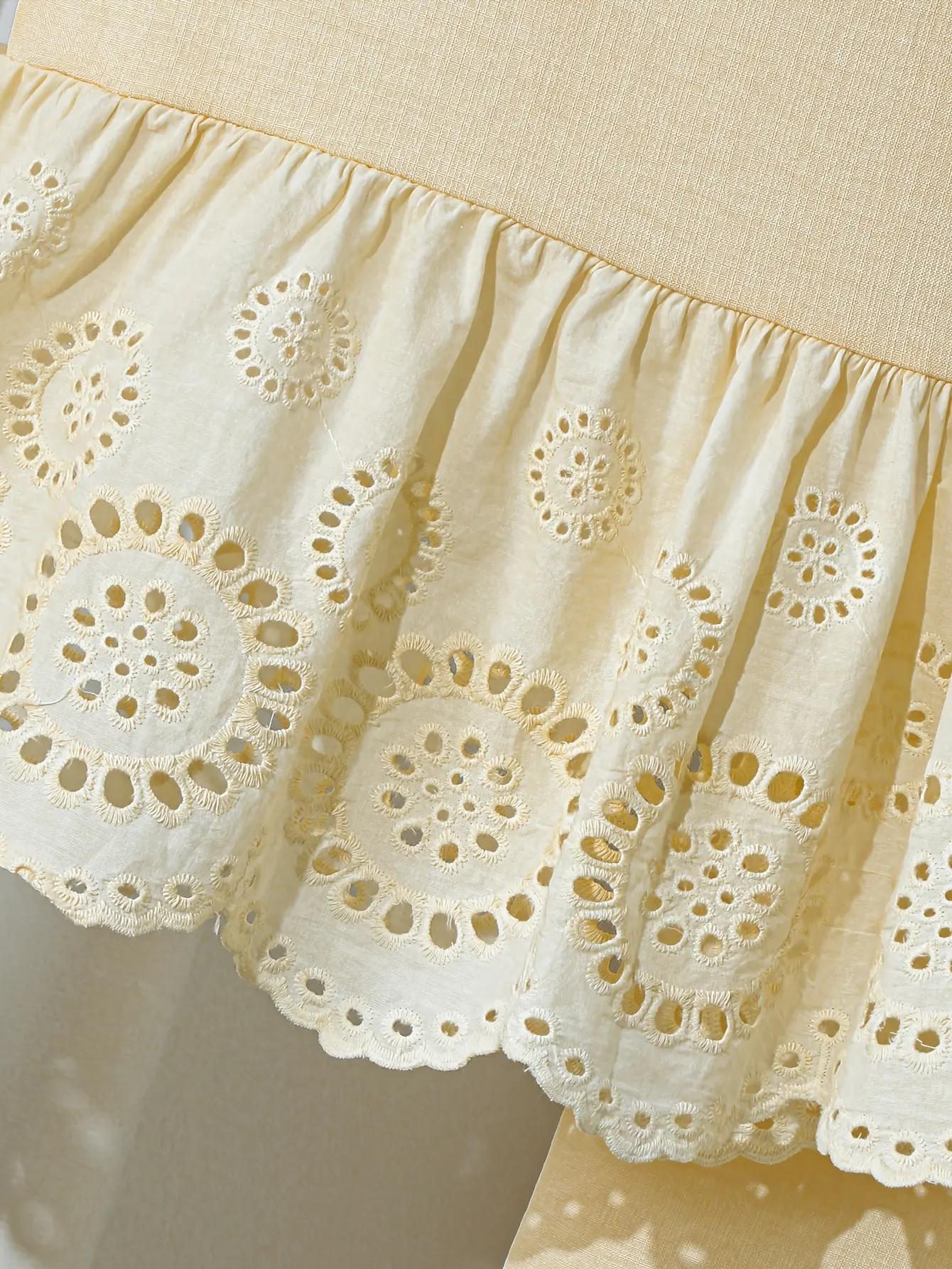 Detail view 5 of Girls Sleeveless Lace Tank Top and Wide Leg Pants Set by LUNORIANA
