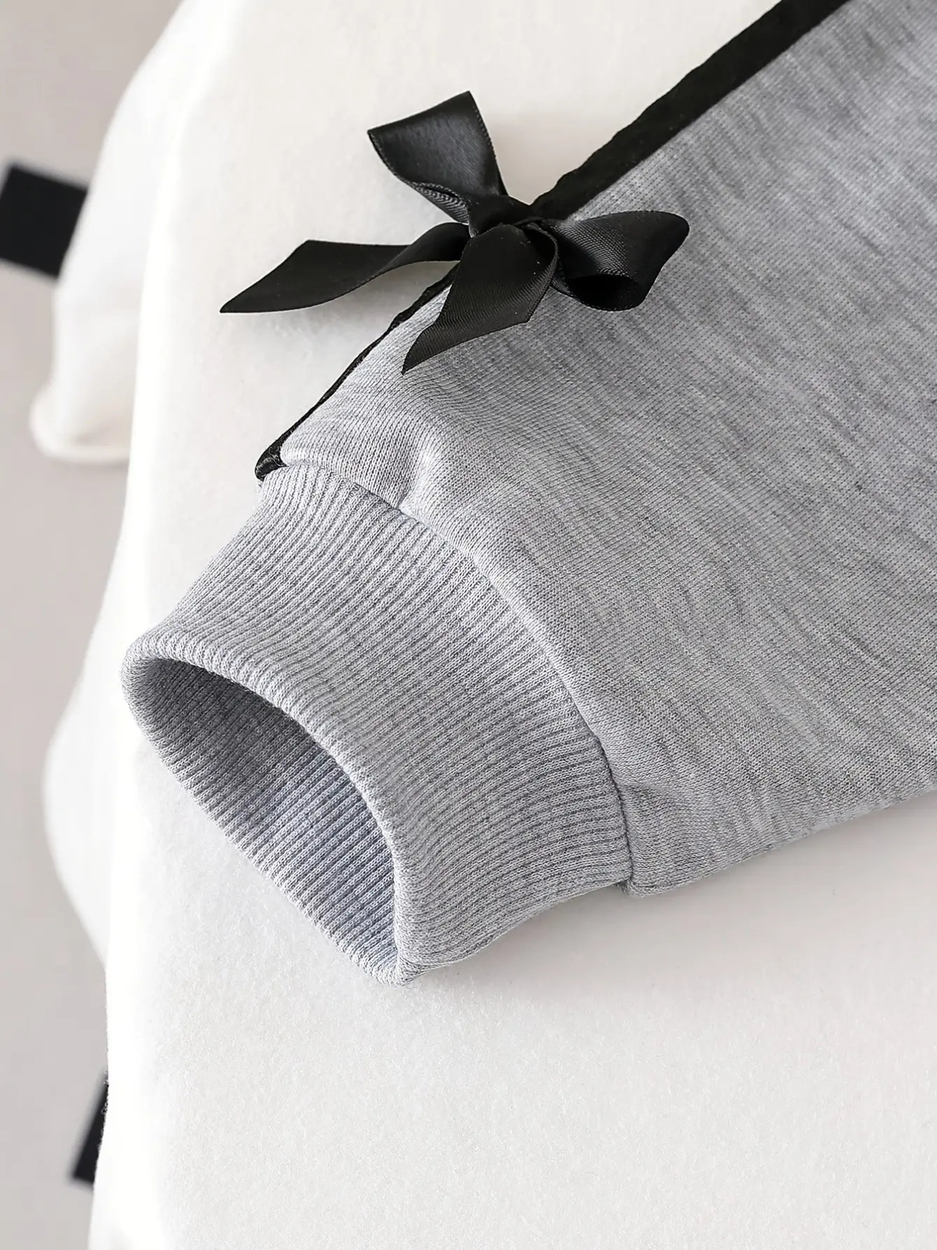 Detail 4 of Girls Bow Long Sleeve Top and Wide Leg Pants Set by LUNORIANA