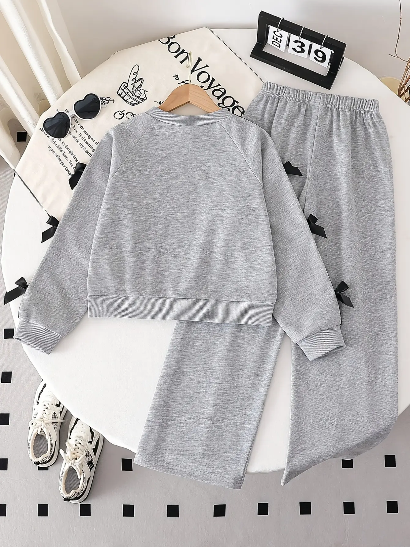 Detail 1 of Girls Bow Long Sleeve Top and Wide Leg Pants Set by LUNORIANA