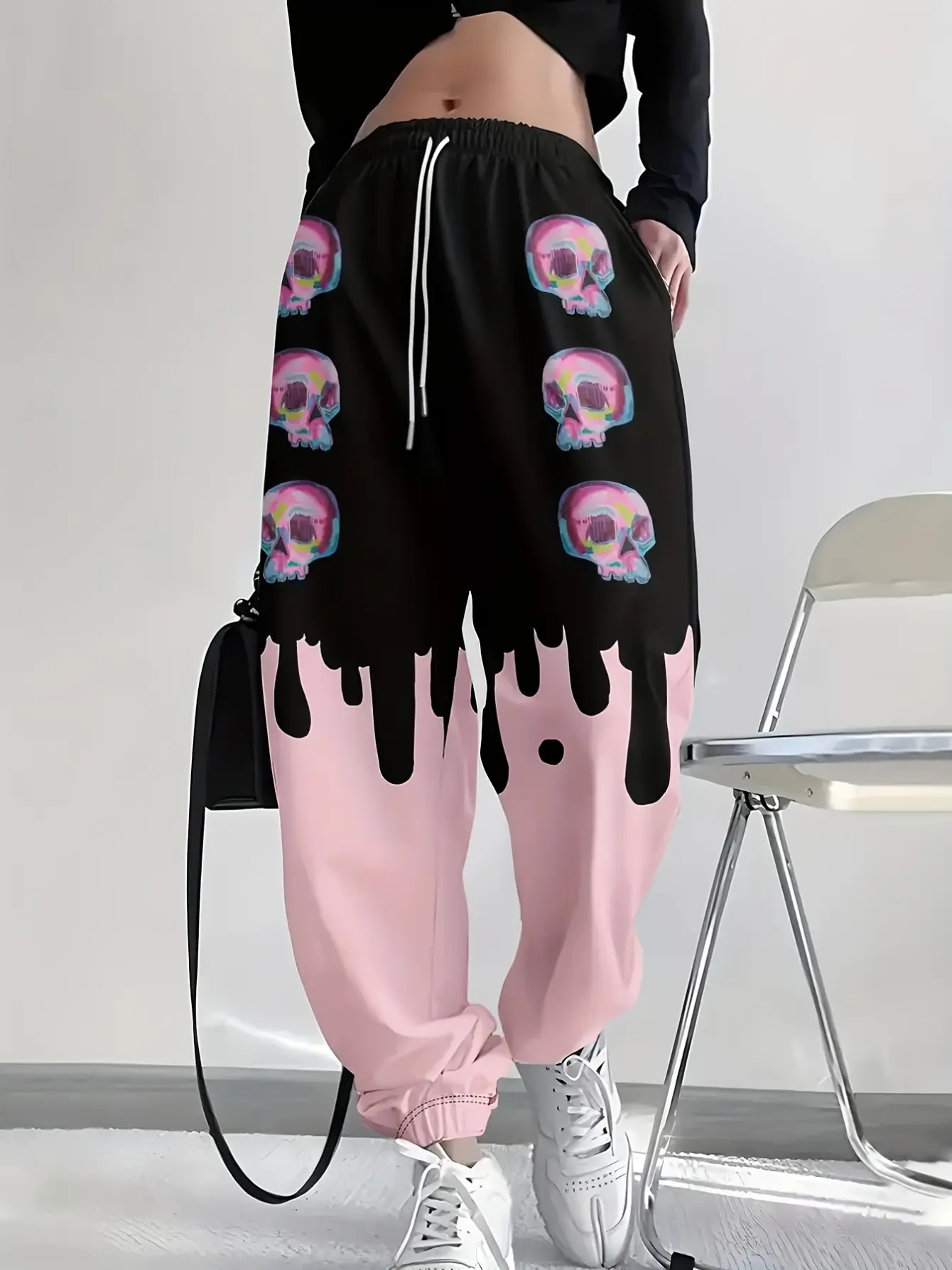 Women’s Gradient Skull Print Drawstring Streetwear Pants gallery view