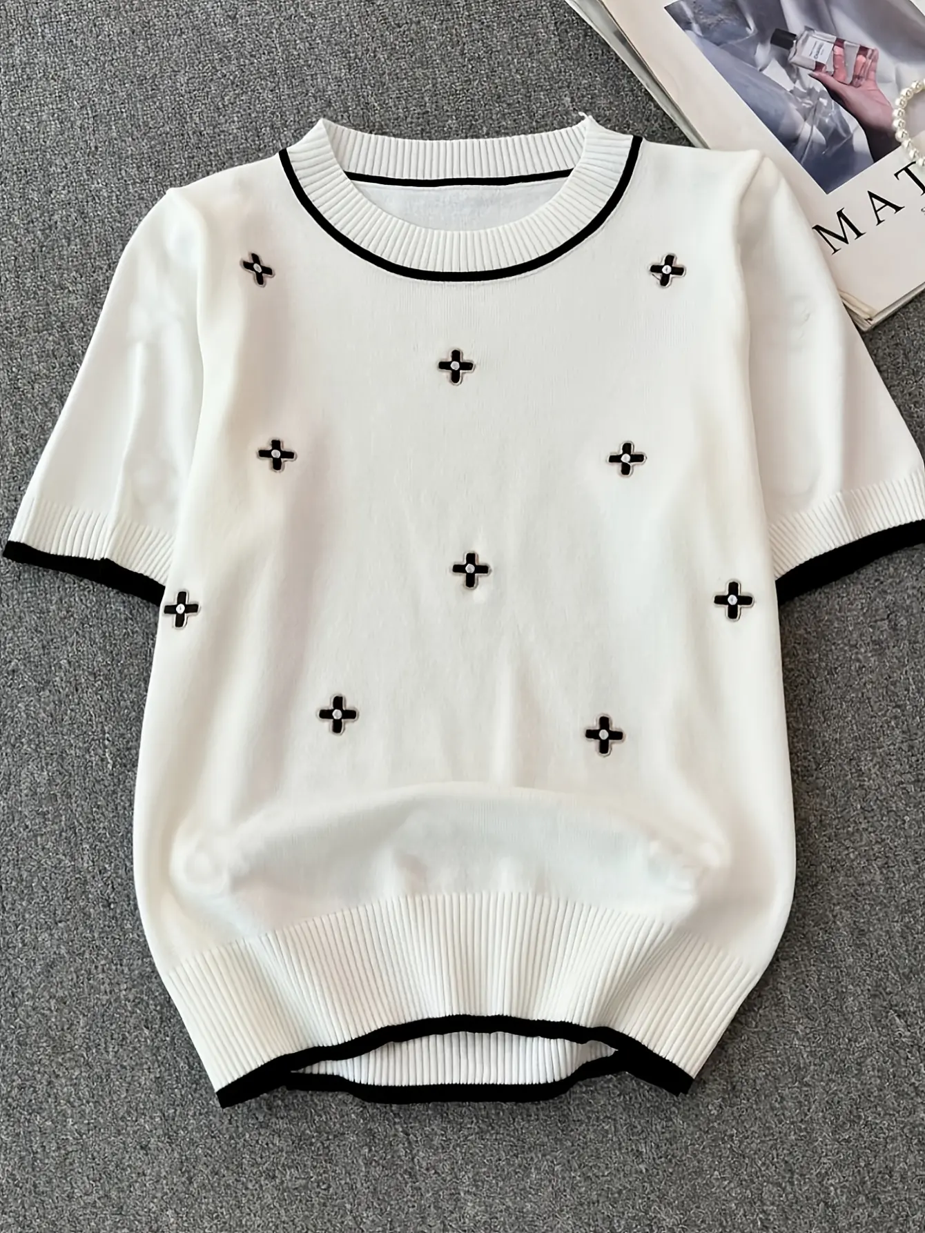 Women’s Clover Embroidered Short Sleeve Knit Top gallery view
