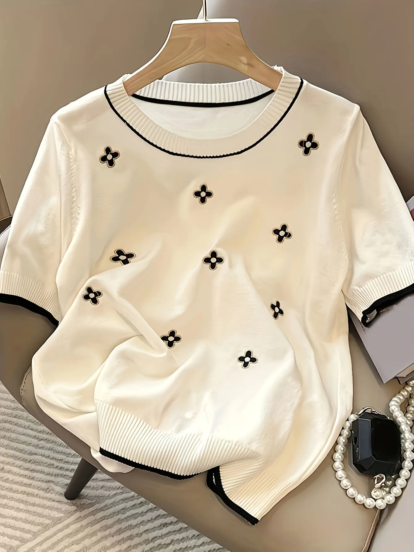 Women’s Clover Embroidered Short Sleeve Knit Top gallery view
