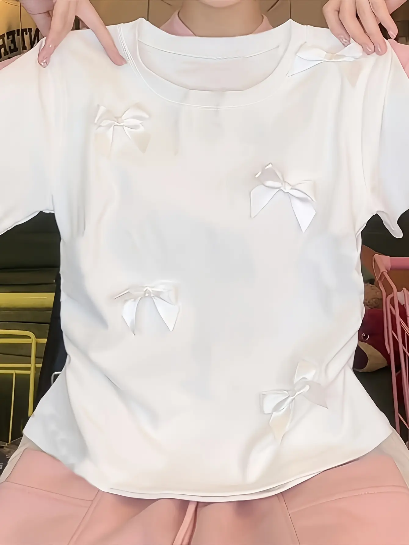 Women’s Sweet Bow 3D Applique Crew Neck T-Shirt gallery view