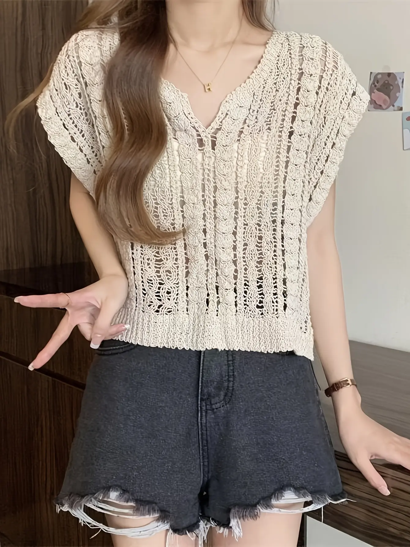 Women’s Beige V-Neck Openwork Knit Pullover gallery view