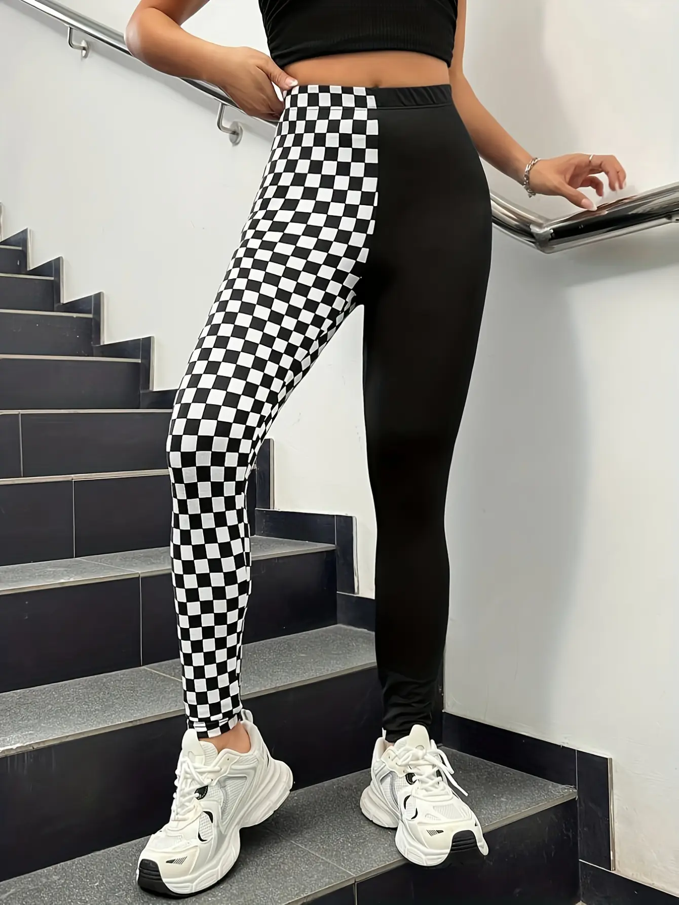 Women’s Black and White Plaid High-Rise Stretch Leggings gallery view